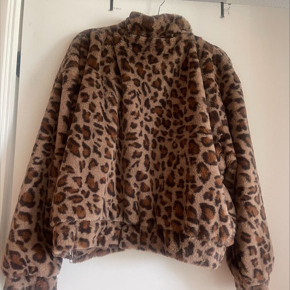 Fuzzy leopard jacket / Large / loose fit - Picture 2 of 2